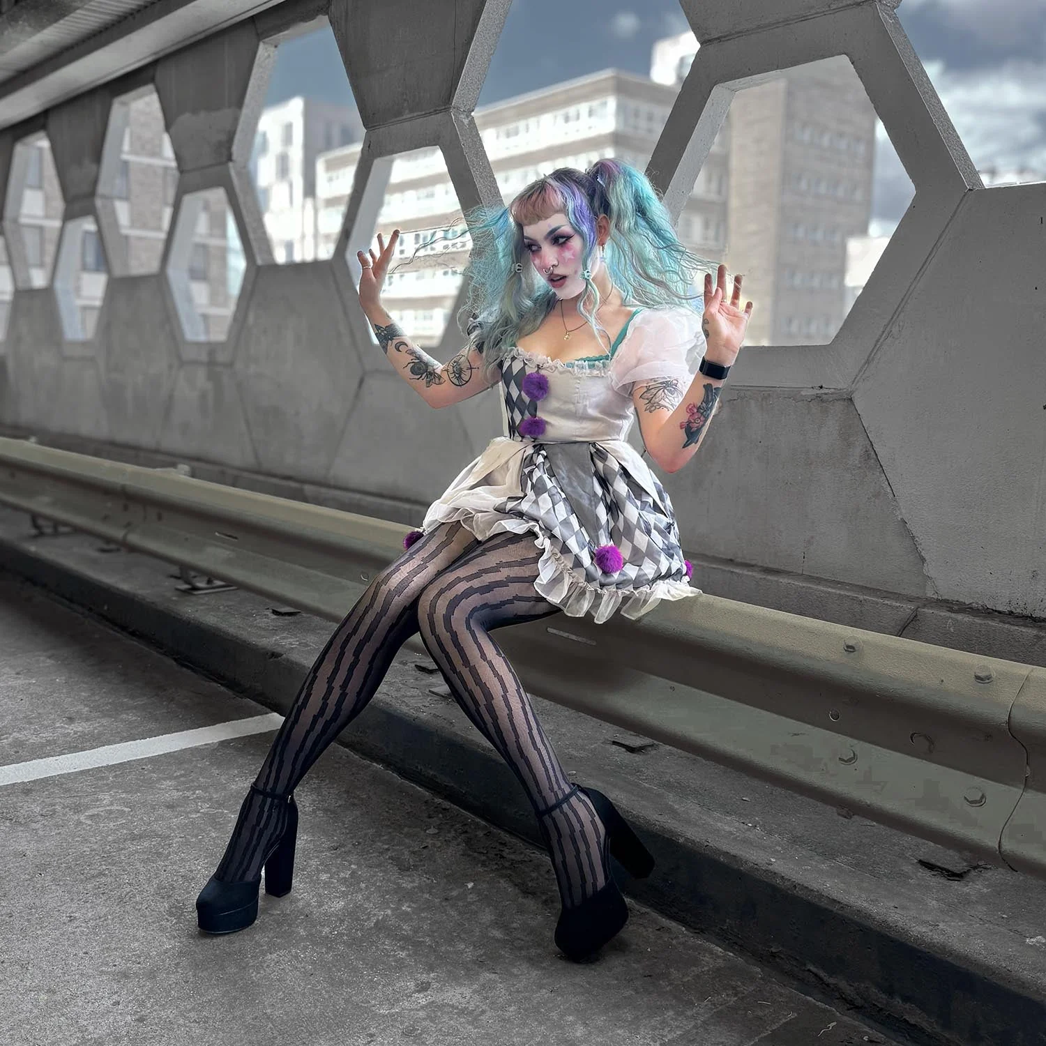 Thumbnail 3
